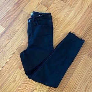 Mid-Rise Skinny Jean